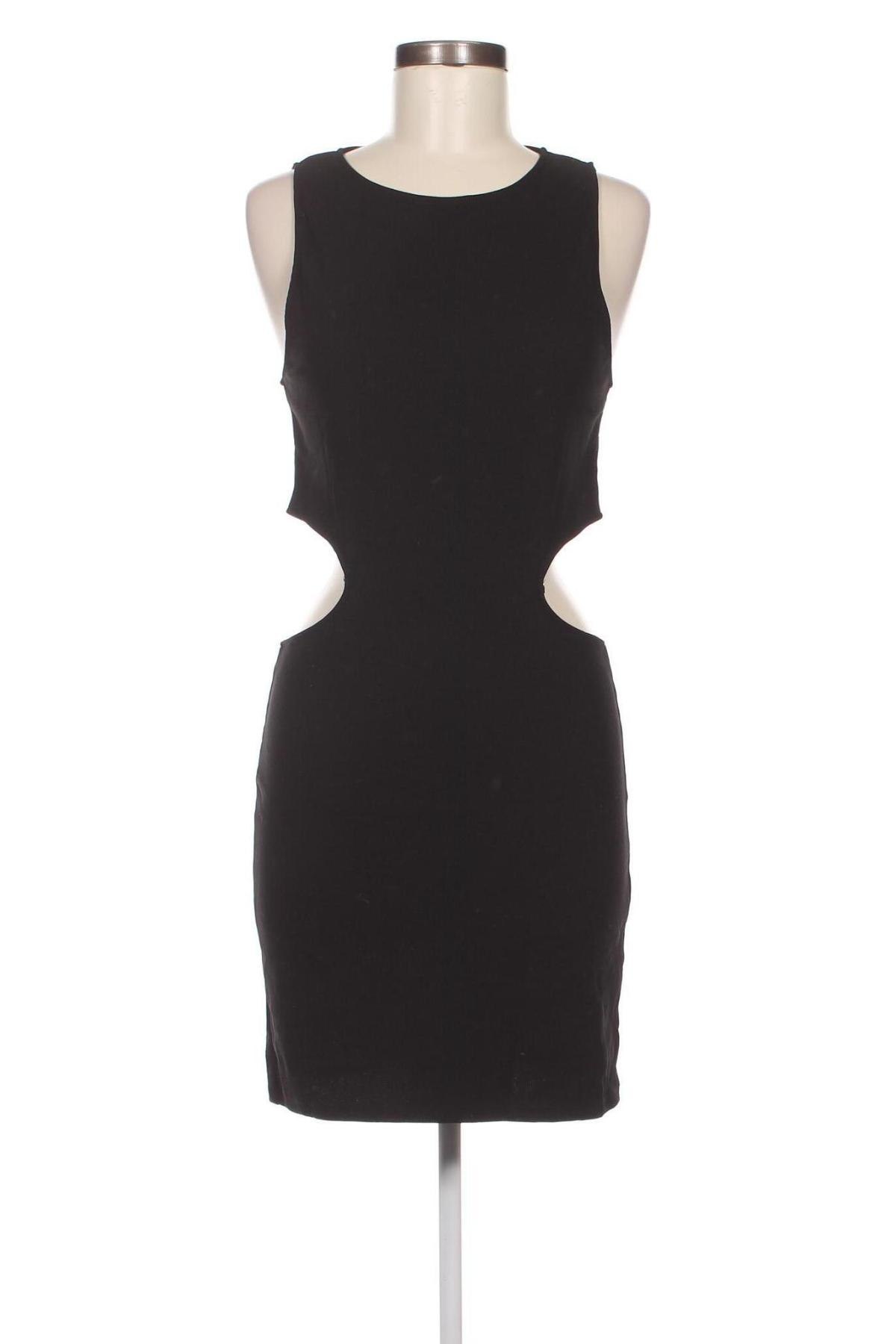 Φόρεμα Pull&Bear, Μέγεθος XL, Χρώμα Μαύρο, Τιμή 4,49 €