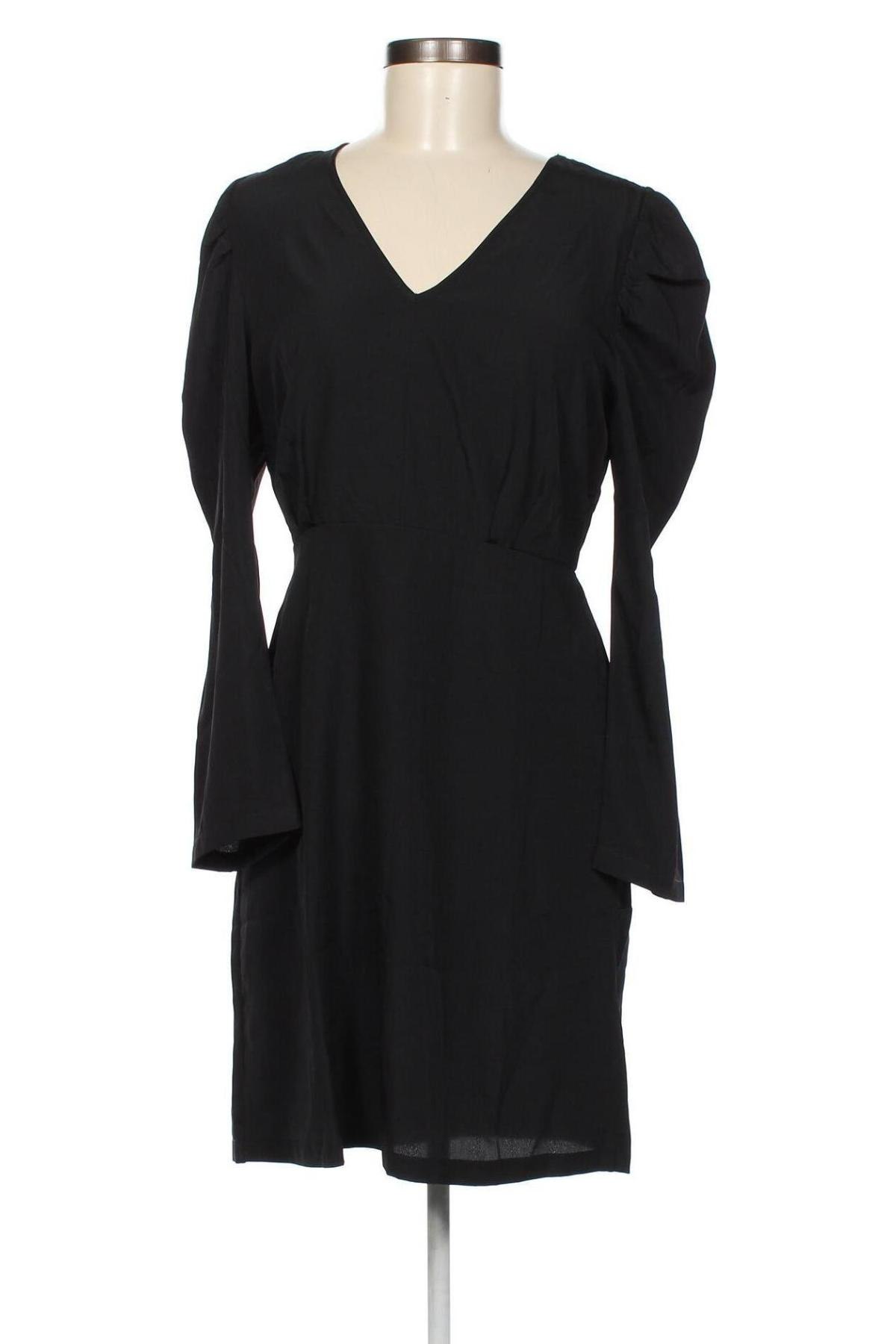 Rochie Vero Moda, Mărime M, Culoare Negru, Preț 21,32 Lei