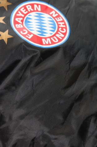 Torebka FC Bayern Munchen, Kolor Czarny, Cena 131,99 zł