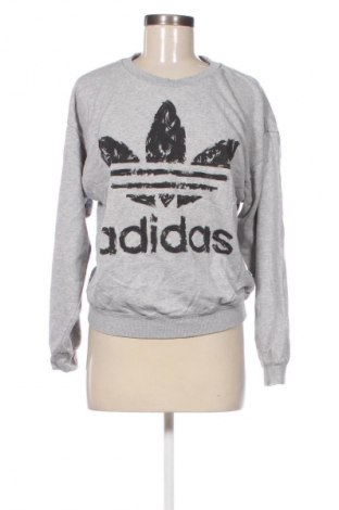 Damen Shirt Adidas Originals, Größe XS, Farbe Grau, Preis 23,99 €