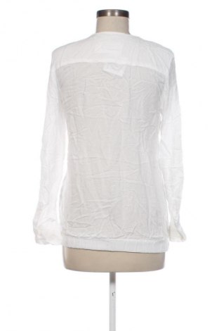 Damen Shirt Emily Van den Bergh, Größe S, Farbe Weiß, Preis 57,49 €