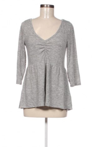 Damen Shirt Hollister, Größe L, Farbe Grau, Preis € 23,99