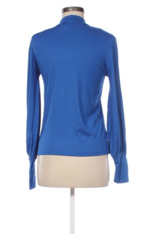 Damen Shirt Stradivarius, Größe S, Farbe Blau, Preis 13,49 €