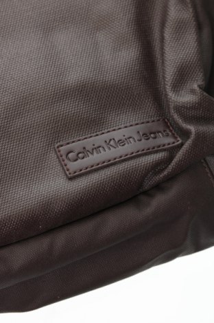 Γυναικεία τσάντα Calvin Klein Jeans, Χρώμα Καφέ, Τιμή 38,49 €