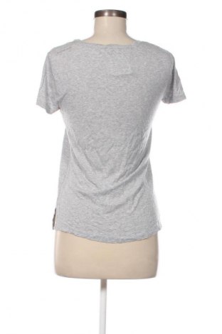 Γυναικείο t-shirt Calvin Klein Jeans, Μέγεθος XS, Χρώμα Γκρί, Τιμή 21,49 €