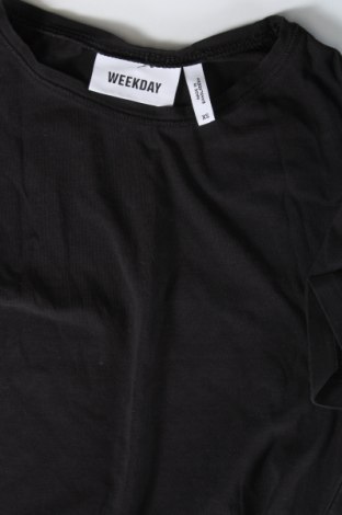 Damen T-Shirt Weekday, Größe XS, Farbe Schwarz, Preis € 6,14