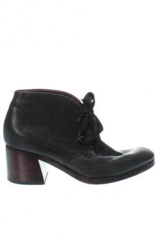 Botine de damă, Mărime 39, Culoare Negru, Preț 157,99 Lei