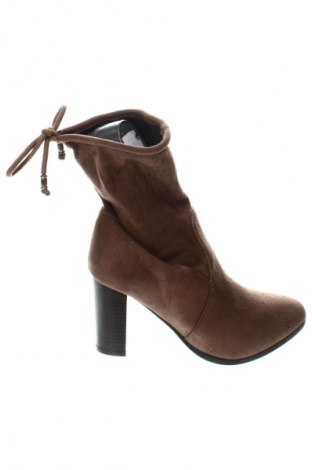 Botine de damă, Mărime 37, Culoare Maro, Preț 157,99 Lei