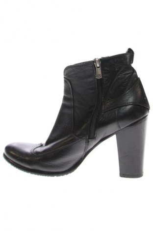 Damen Stiefeletten, Größe 37, Farbe Schwarz, Preis € 54,49