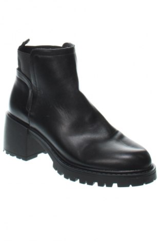 Botine de damă, Mărime 41, Culoare Negru, Preț 157,99 Lei