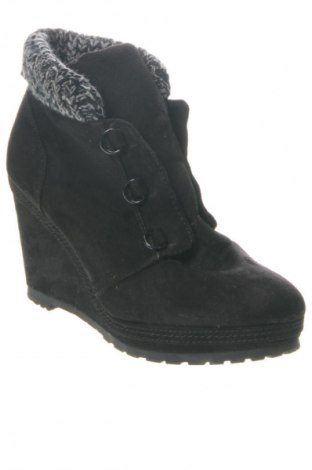 Damen Stiefeletten Bershka, Größe 37, Farbe Schwarz, Preis € 33,99