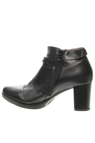 Damen Stiefeletten Nero Giardini, Größe 39, Farbe Schwarz, Preis € 80,99