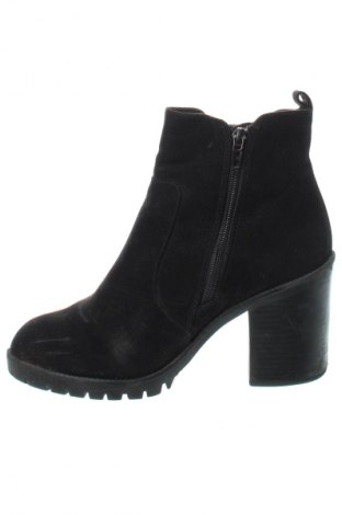 Botine de damă New Look, Mărime 38, Culoare Negru, Preț 157,99 Lei