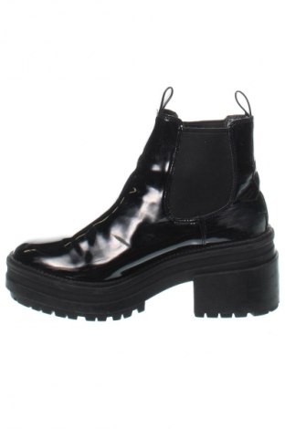 Botine de damă River Island, Mărime 39, Culoare Negru, Preț 203,99 Lei