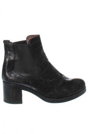 Botine de damă Wonders, Mărime 40, Culoare Negru, Preț 381,99 Lei