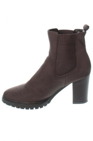 Damenstiefel, Größe 39, Farbe Braun, Preis 22,99 €