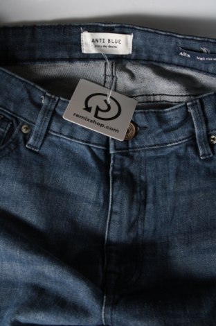 Damskie jeansy Anti blue, Rozmiar M, Kolor Niebieski, Cena 52,99 zł