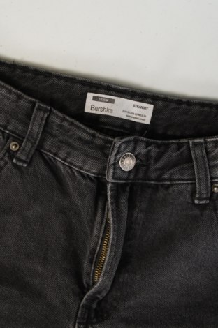 Γυναικείο Τζίν Bershka, Μέγεθος XS, Χρώμα Γκρί, Τιμή 17,99 €