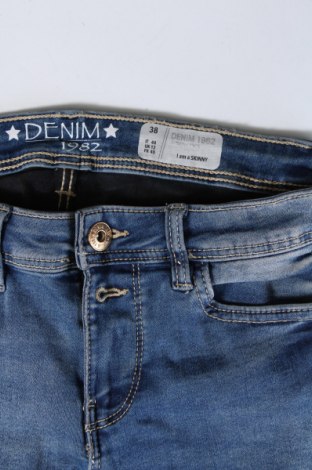 Damen Jeans Denim 1982, Größe M, Farbe Blau, Preis € 8,99