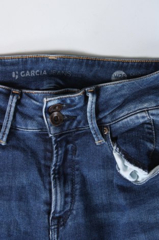 Damskie jeansy Garcia Jeans, Rozmiar S, Kolor Niebieski, Cena 94,25 zł