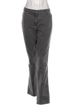 Damen Jeans Raphaela By Brax, Größe M, Farbe Grau, Preis € 17,99