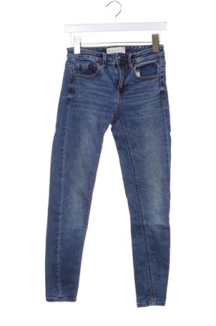 Damen Jeans Stradivarius, Größe XS, Farbe Blau, Preis 14,83 €