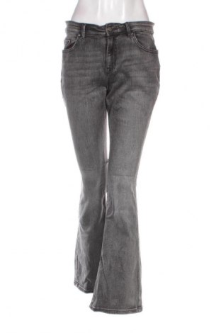 Damskie jeansy Vero Moda, Rozmiar XL, Kolor Szary, Cena 108,99 zł