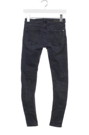 Damskie jeansy Zara Trafaluc, Rozmiar S, Kolor Szary, Cena 40,99 zł