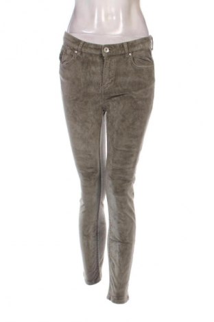 Damen Cordhose Cotton Club, Größe M, Farbe Grün, Preis 6,99 €