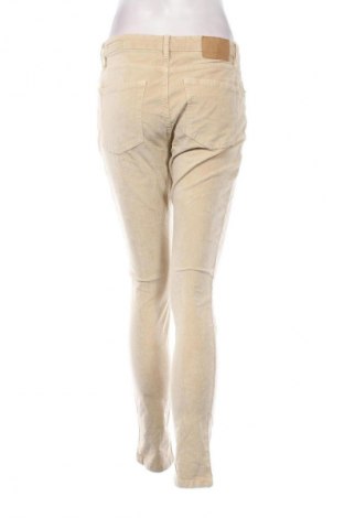 Damen Cordhose Evita, Größe M, Farbe Beige, Preis € 33,99