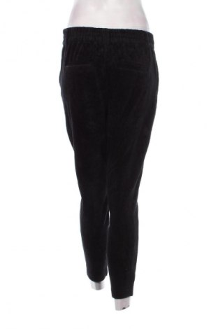 Damen Cordhose ONLY, Größe M, Farbe Schwarz, Preis 18,99 €