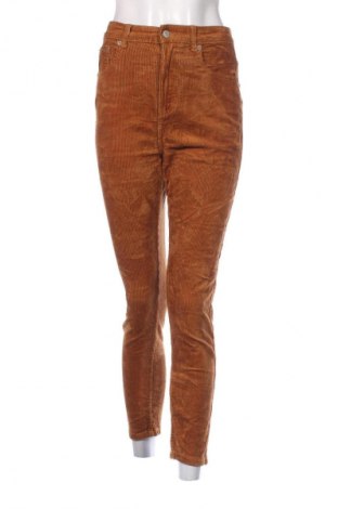 Damen Cordhose Pull&Bear, Größe M, Farbe Braun, Preis € 20,49