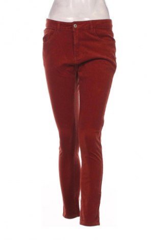 Damen Cordhose Sarah John, Größe M, Farbe Rot, Preis 62,01 €