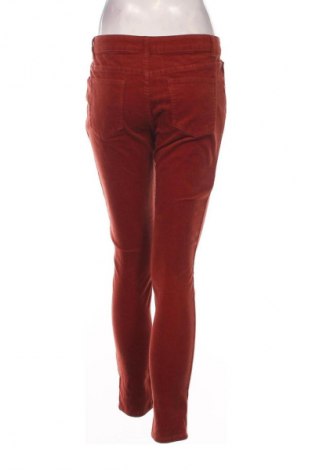 Damen Cordhose Sarah John, Größe M, Farbe Rot, Preis 62,01 €