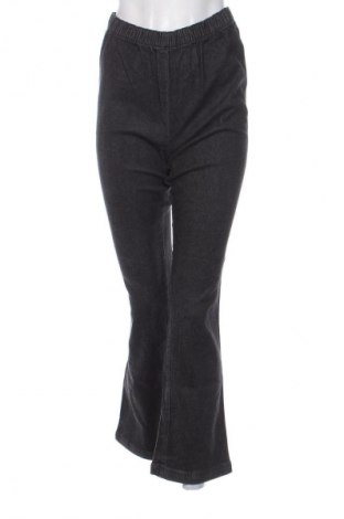 Pantaloni de femei 3 Suisses, Mărime M, Culoare Negru, Preț 95,99 Lei