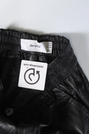 Damenhose Bershka, Größe XS, Farbe Schwarz, Preis 9,49 €