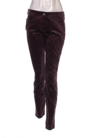 Pantaloni de femei Gerry Weber, Mărime L, Culoare Mov, Preț 203,99 Lei