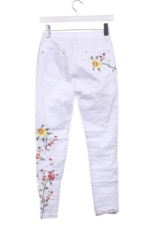 Pantaloni de femei Newplay, Mărime XS, Culoare Alb, Preț 117,35 Lei