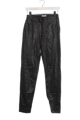 Pantaloni de femei Nly Trend, Mărime XS, Culoare Negru, Preț 95,99 Lei