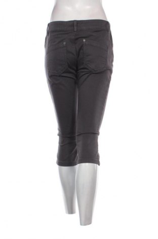 Damenhose Q/S by S.Oliver, Größe M, Farbe Grau, Preis 20,97 €