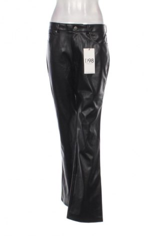 Damenhose Stradivarius, Größe M, Farbe Schwarz, Preis 27,44 €