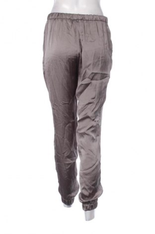 Pantaloni de femei United Colors Of Benetton, Mărime M, Culoare Gri, Preț 134,99 Lei