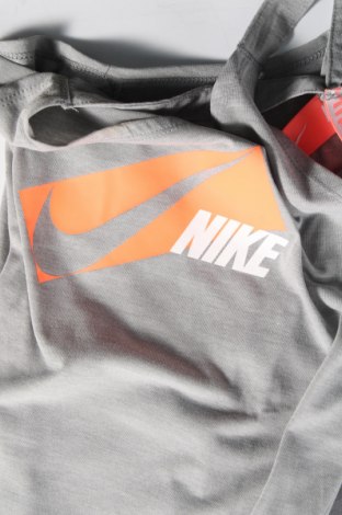 Top sport de damă. Nike, Mărime S, Culoare Gri, Preț 69,82 Lei