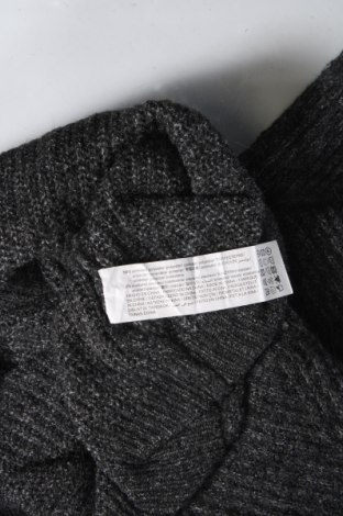 Damski sweter Pull&Bear, Rozmiar M, Kolor Czarny, Cena 60,99 zł