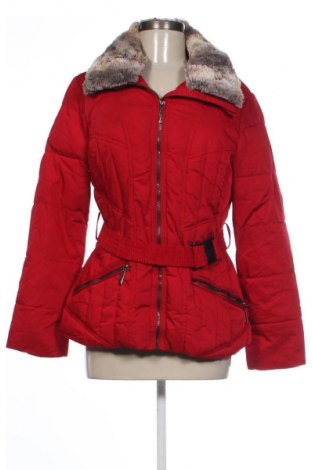 Damenjacke District, Größe M, Farbe Rot, Preis 40,99 €