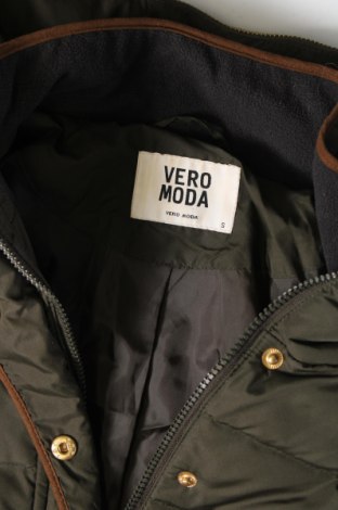 Дамско яке Vero Moda, Размер S, Цвят Зелен, Цена 29,49 лв.