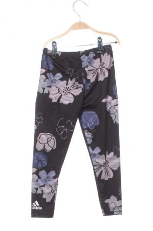 Kinderlegging Adidas, Größe 4-5y/ 110-116 cm, Farbe Mehrfarbig, Preis 13,30 €