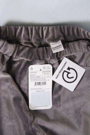 Kinderhose LC Waikiki, Größe 7-8y/ 128-134 cm, Farbe Grau, Preis 17,39 €