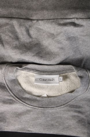 Pánské tričko  Calvin Klein, Velikost S, Barva Šedá, Cena  879,00 Kč