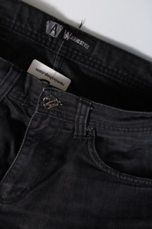 Herren Jeans, Größe M, Farbe Schwarz, Preis 12,99 €